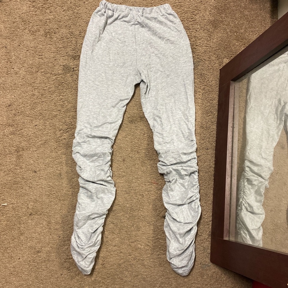 Grey tights ruched pants